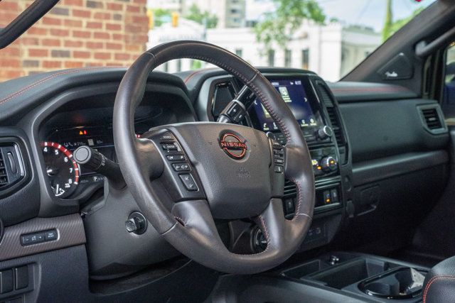 2023 Nissan Titan Pro-4x/Heated&Cooled Seats/Convenience Pkg/PanoRoof/Fender Audio - 23047935 - 22