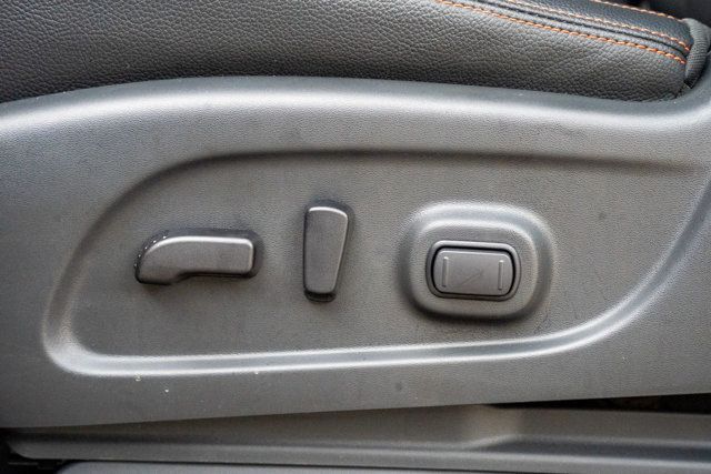 2023 Nissan Titan Pro-4x/Heated&Cooled Seats/Convenience Pkg/PanoRoof/Fender Audio - 23047935 - 34