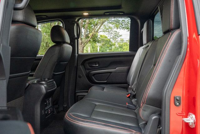 2023 Nissan Titan Pro-4x/Heated&Cooled Seats/Convenience Pkg/PanoRoof/Fender Audio - 23047935 - 40