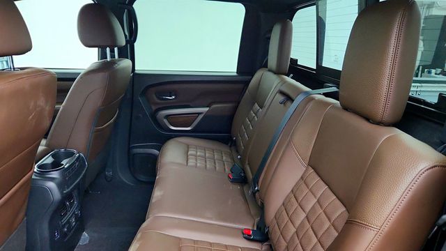 2023 Nissan Titan XD 4x4 Crew Cab Platinum Reserve - 23026166 - 21