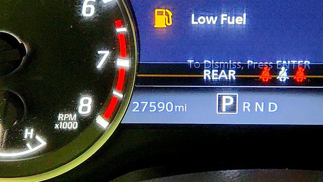 2023 Nissan Titan XD 4x4 Crew Cab SV w/ Convenience & Utility Packages - 23000689 - 14