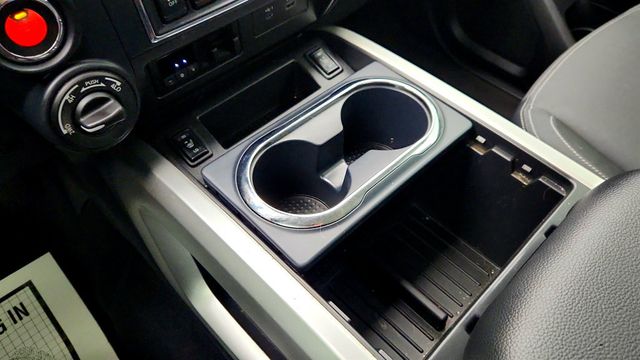 2023 Nissan Titan XD 4x4 Crew Cab SV w/ Convenience & Utility Packages - 23000689 - 15