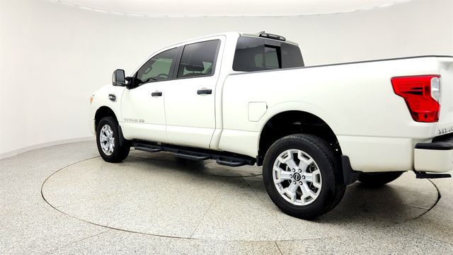 2023 Nissan Titan XD 4x4 Crew Cab SV w/ Convenience & Utility Packages - 23000689 - 6