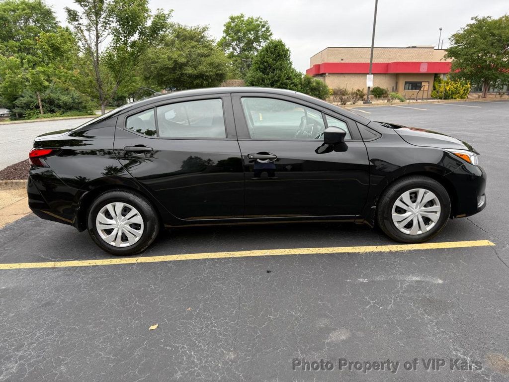 2023 Nissan Versa S CVT - 23025325 - 3