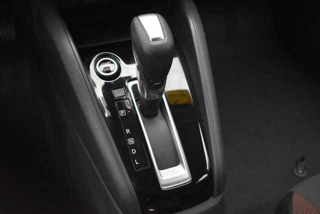 2023 Nissan Versa SR CVT - 22960139 - 16