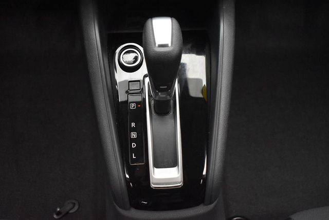 2023 Nissan Versa SR CVT - 22960139 - 26