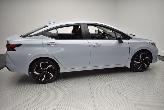 2023 Nissan Versa SR CVT - 22960139 - 3