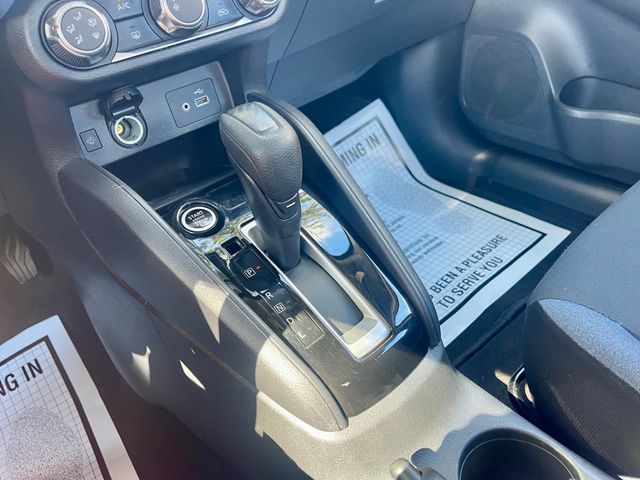 2023 Nissan Versa SV - 22894430 - 13