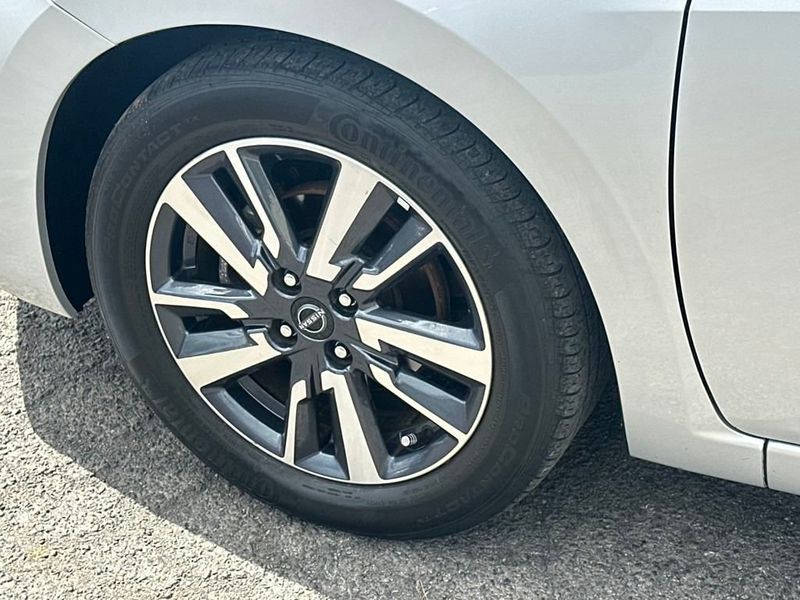 2023 Nissan Versa SV CVT - 22882592 - 11