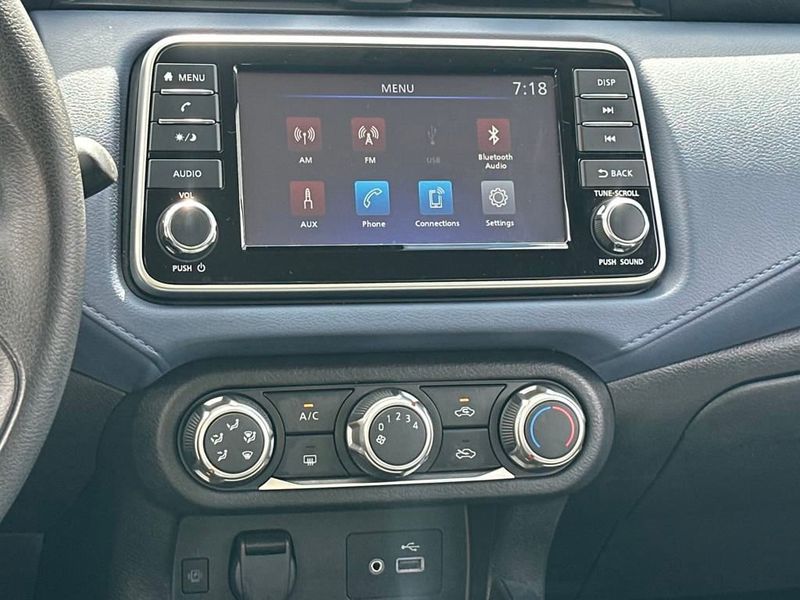 2023 Nissan Versa SV CVT - 22882592 - 15