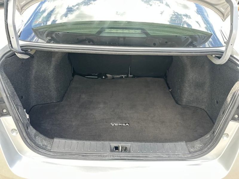 2023 Nissan Versa SV CVT - 22882592 - 19