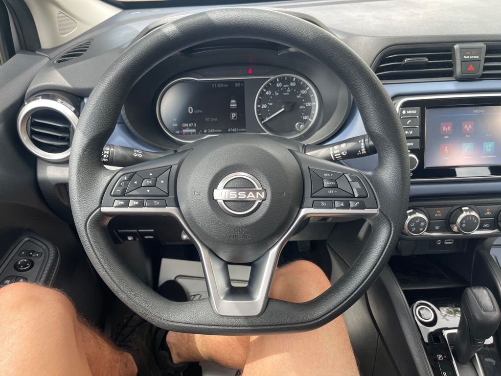 2023 Nissan Versa SV photo 13