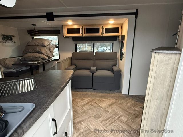 2023 Palomino PUMA 32BHQS PUMA 32HQS TRAVEL TRAILER  - 22993079 - 11