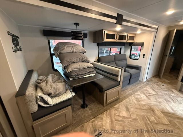 2023 Palomino PUMA 32BHQS PUMA 32HQS TRAVEL TRAILER  - 22993079 - 16