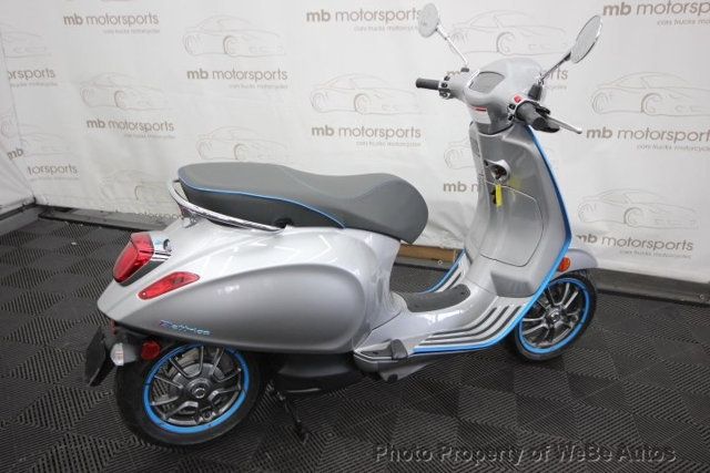2023 Piaggio Vespa Elettrica 45 - 22821248 - 5