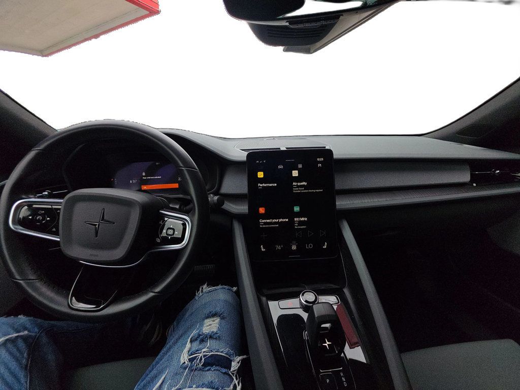Polestar 2 photo 10