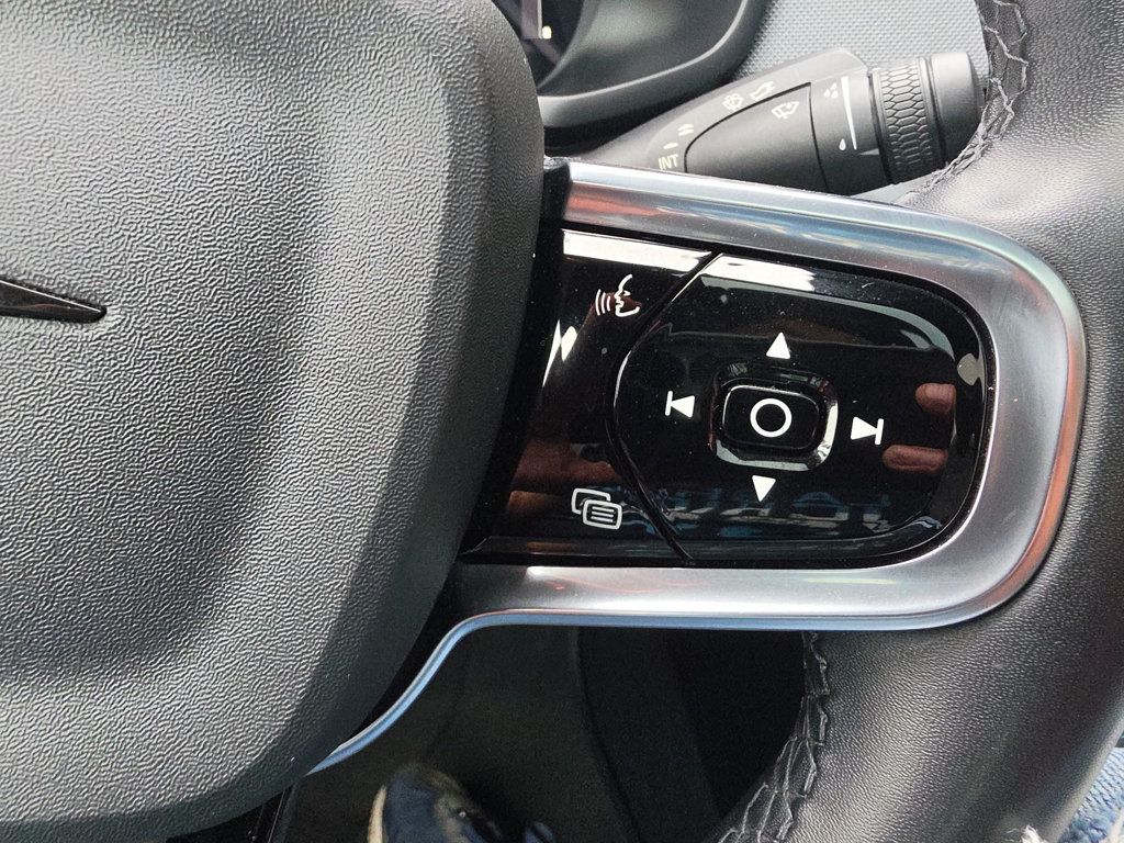 Polestar 2 photo 28