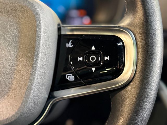 2023 Polestar 2 Long Range Dual Motor - 23003636 - 26