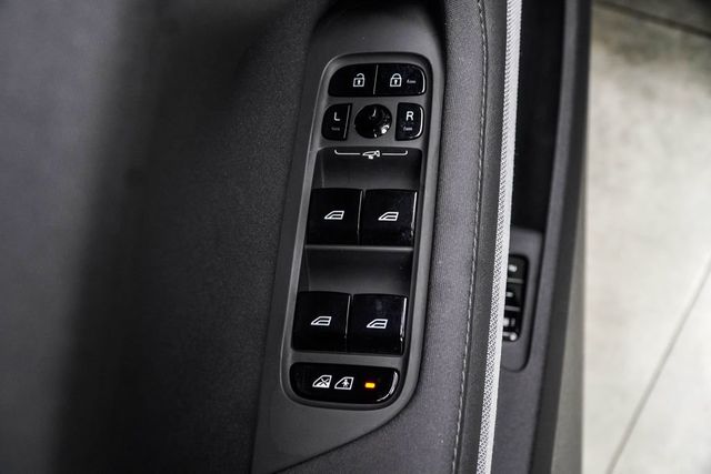 2023 Polestar 2 Long Range Dual Motor Performance Plus - 23070141 - 32