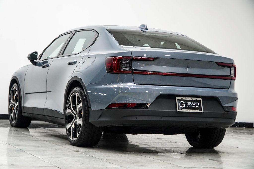 Polestar 2 photo 12