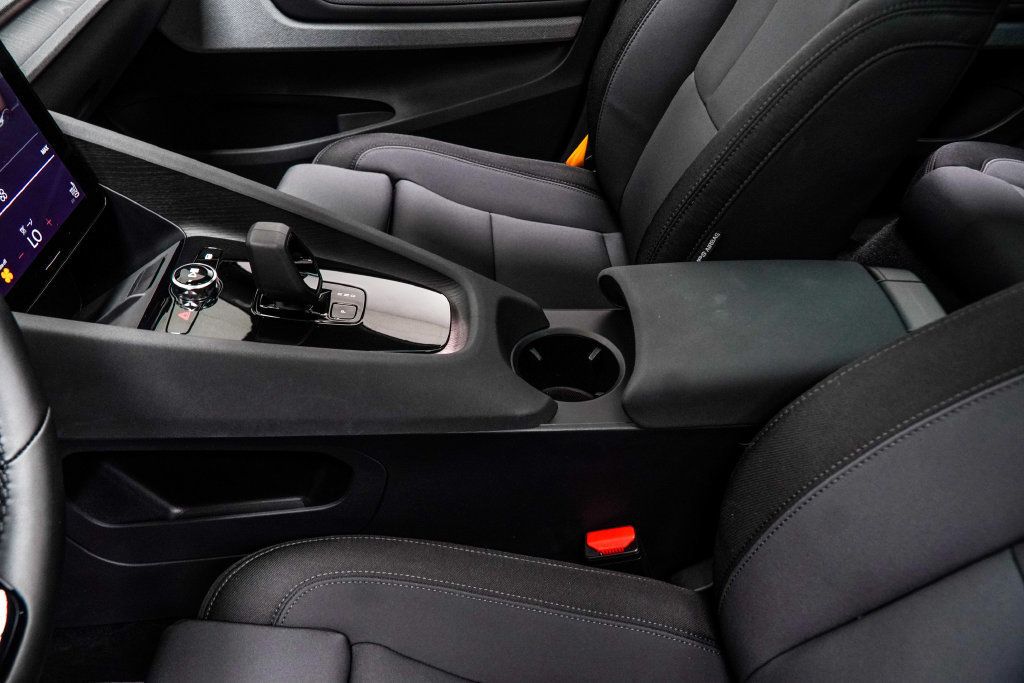 Polestar 2 photo 21
