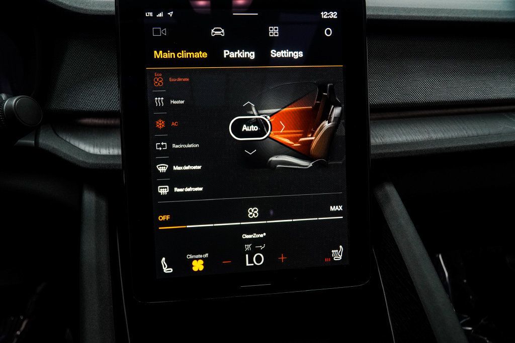 Polestar 2 photo 23