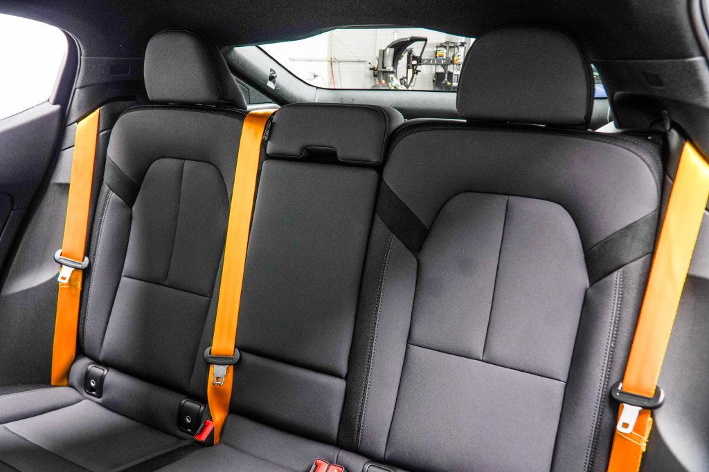 Polestar 2 photo 38