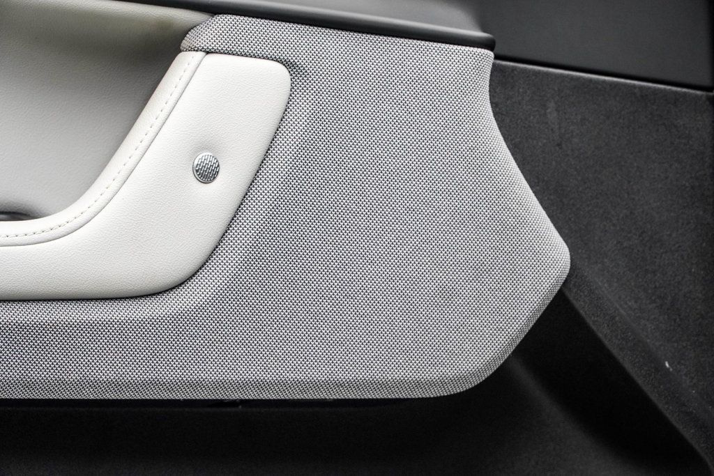 Polestar 2 photo 31