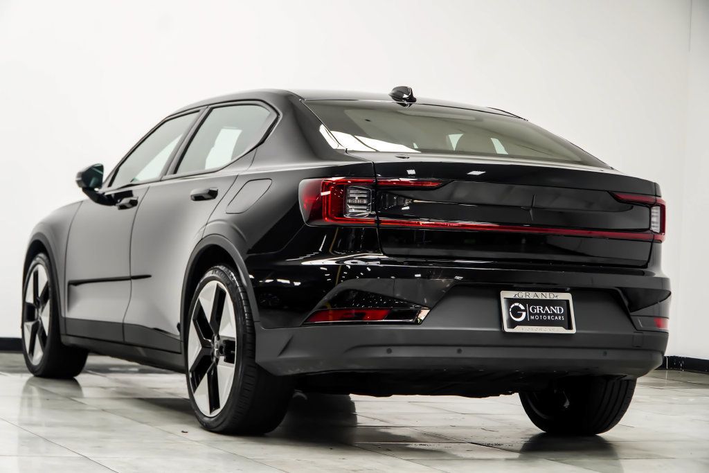 Polestar 2 photo 12