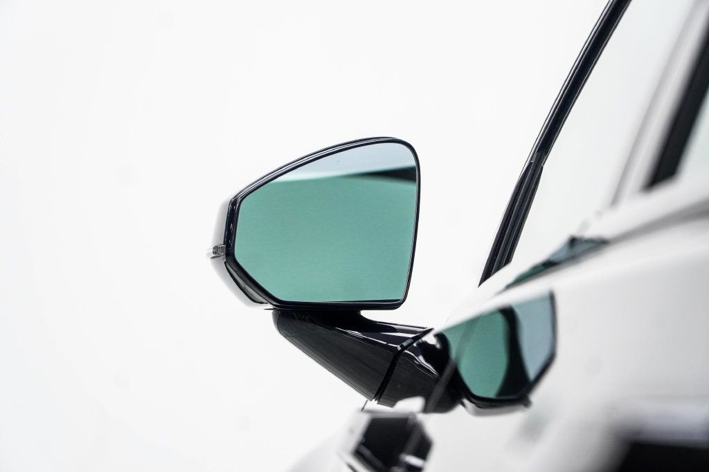 Polestar 2 photo 16