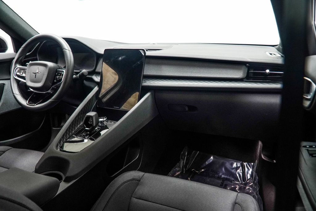 Polestar 2 photo 20