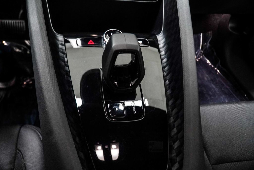 Polestar 2 photo 22