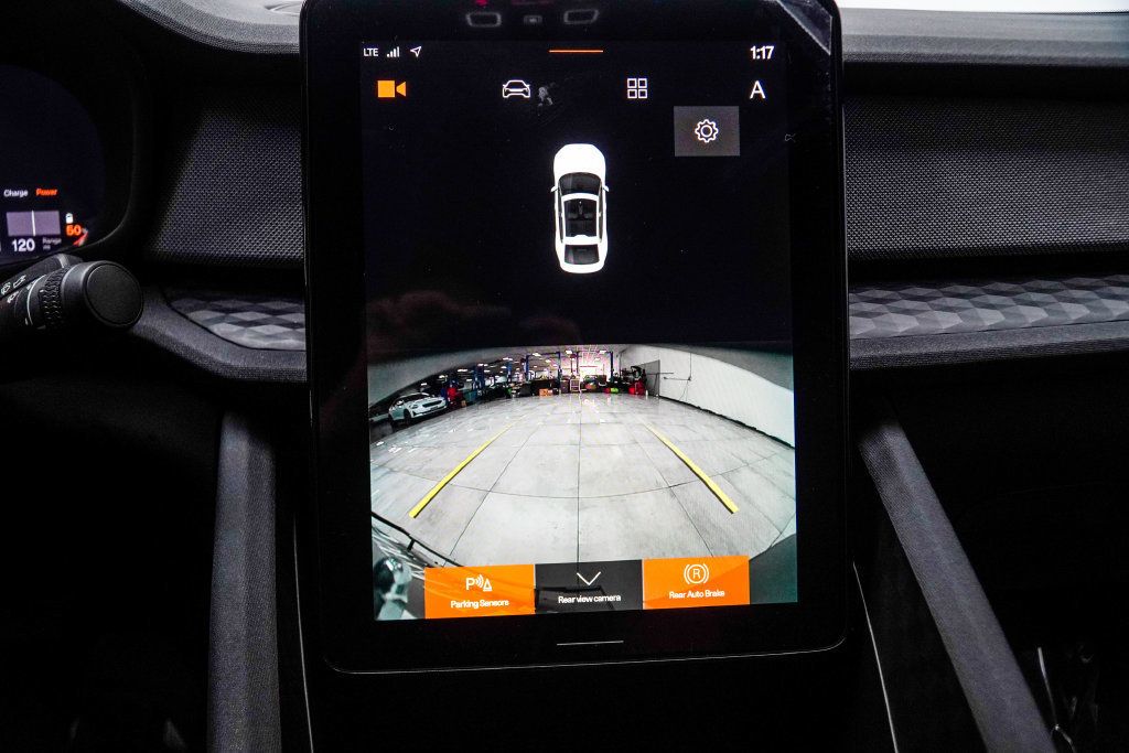 Polestar 2 photo 27
