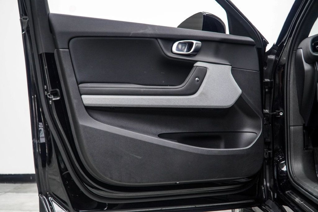 Polestar 2 photo 32
