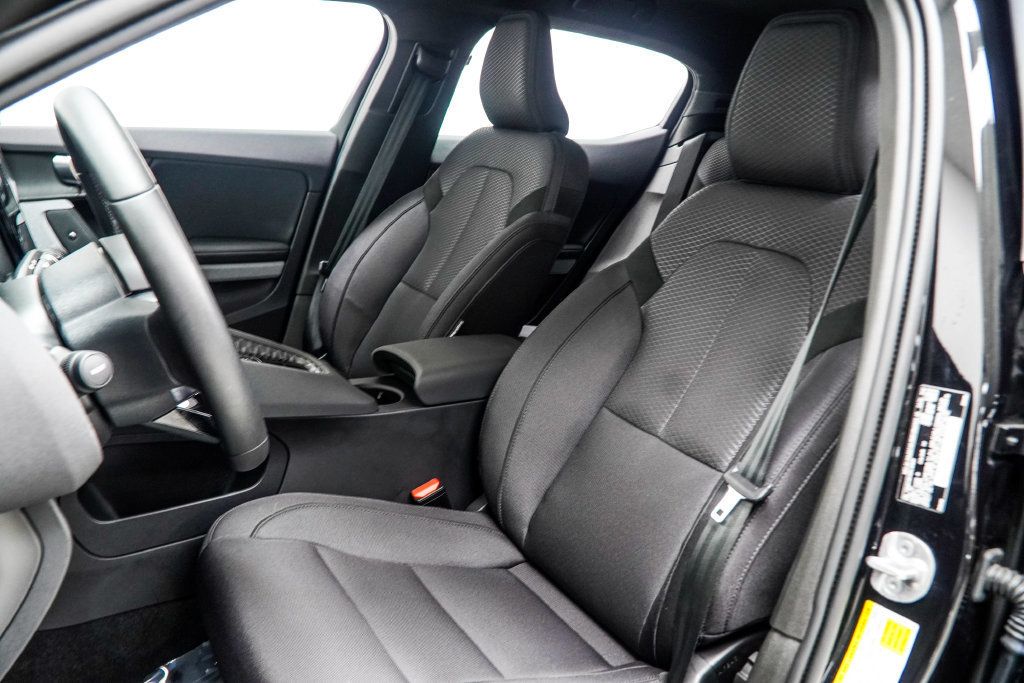 Polestar 2 photo 34