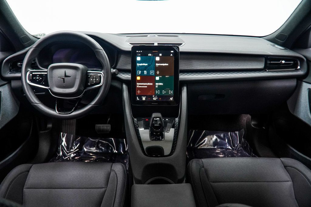 Polestar 2 photo 5