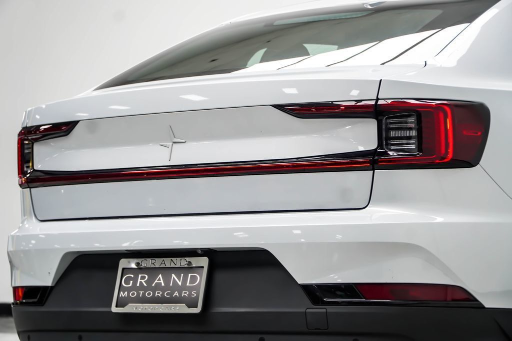 Polestar 2 photo 15