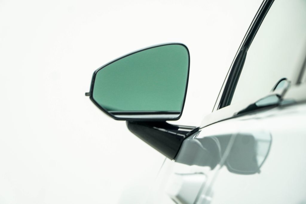 Polestar 2 photo 16