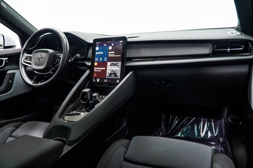 Polestar 2 photo 20