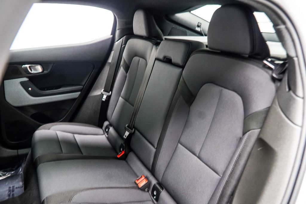 Polestar 2 photo 39