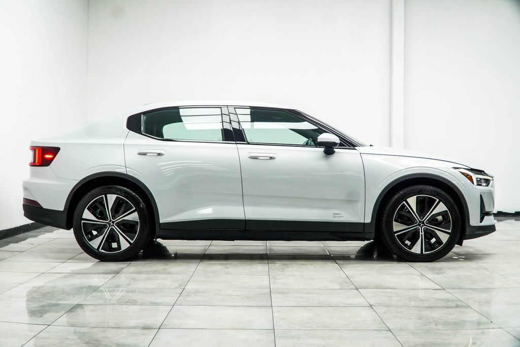 Polestar 2 photo 8