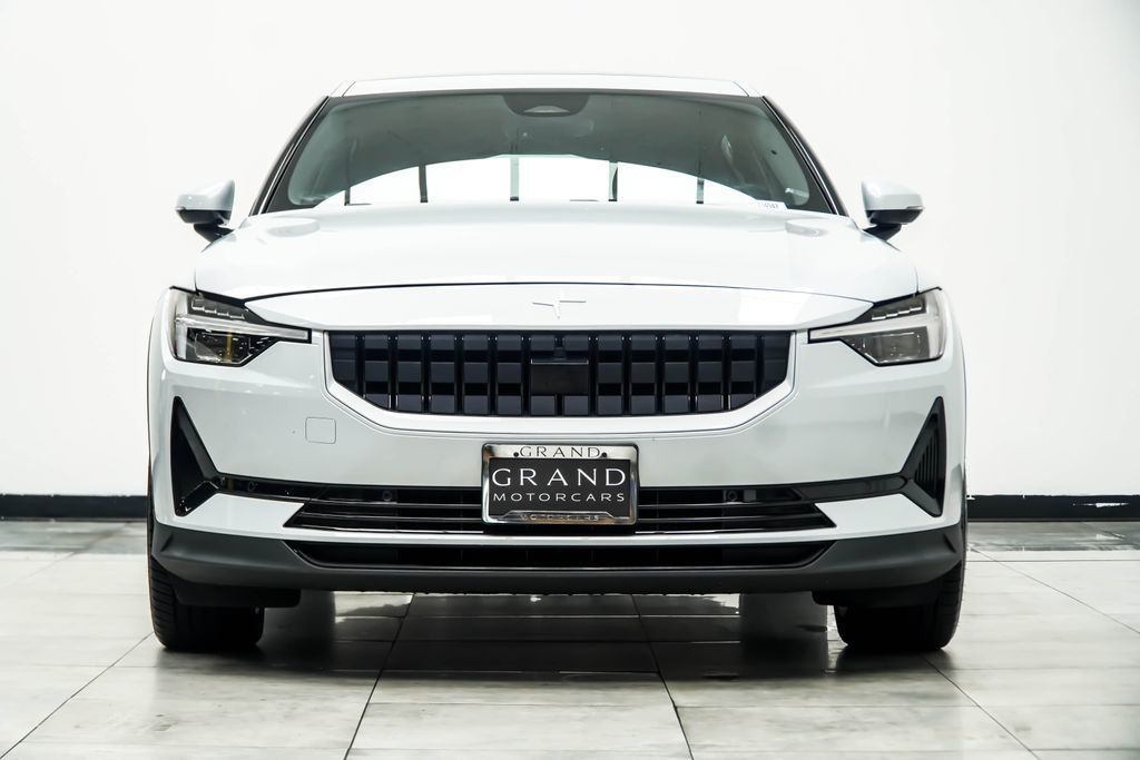 Polestar 2 photo 9