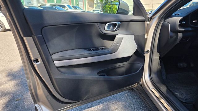 2023 Polestar 2 Long Range Single Motor Plus - 1 Owner, Low Miles - 23091414 - 19