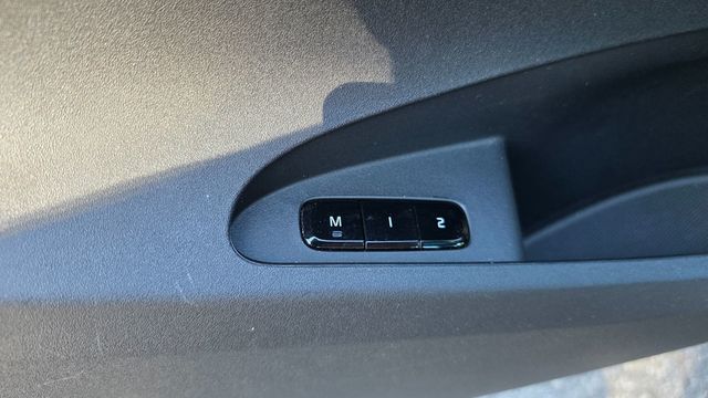 2023 Polestar 2 Long Range Single Motor Plus - 1 Owner, Low Miles - 23091414 - 21