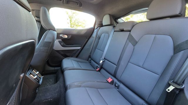 2023 Polestar 2 Long Range Single Motor Plus - 1 Owner, Low Miles - 23091414 - 28