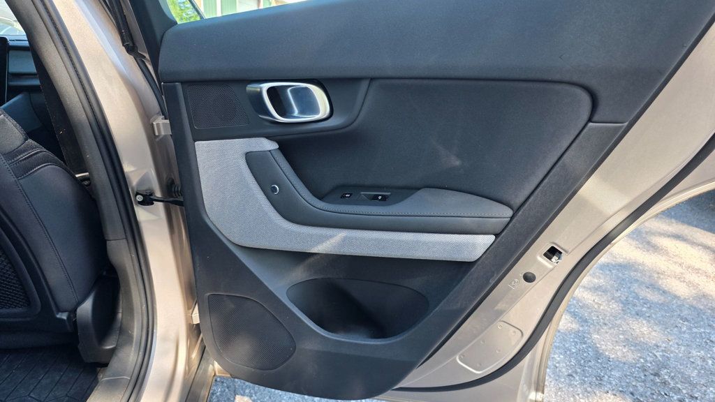 2023 Polestar 2 Long Range Single Motor Plus - 1 Owner, Low Miles - 23091414 - 33