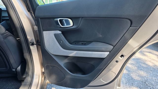 2023 Polestar 2 Long Range Single Motor Plus - 1 Owner, Low Miles - 23091414 - 33