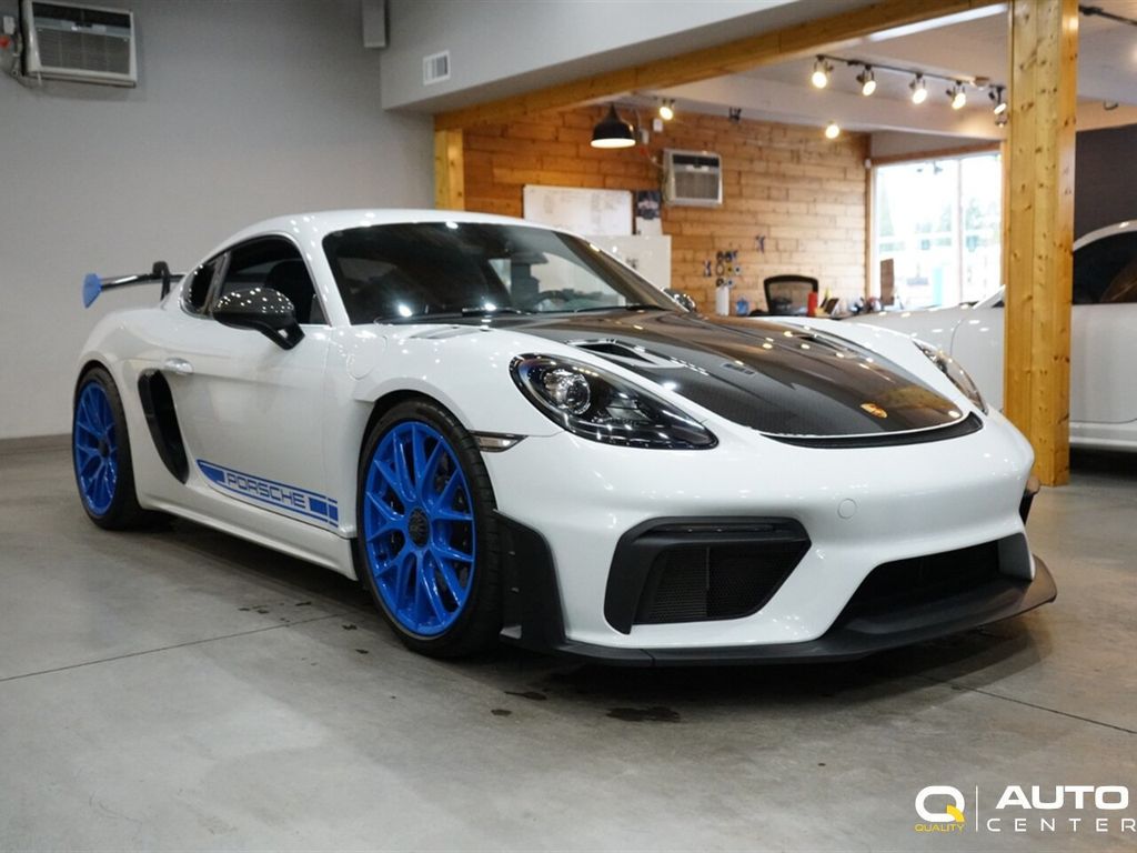 2023 Porsche Cayman GT4 RS photo 3