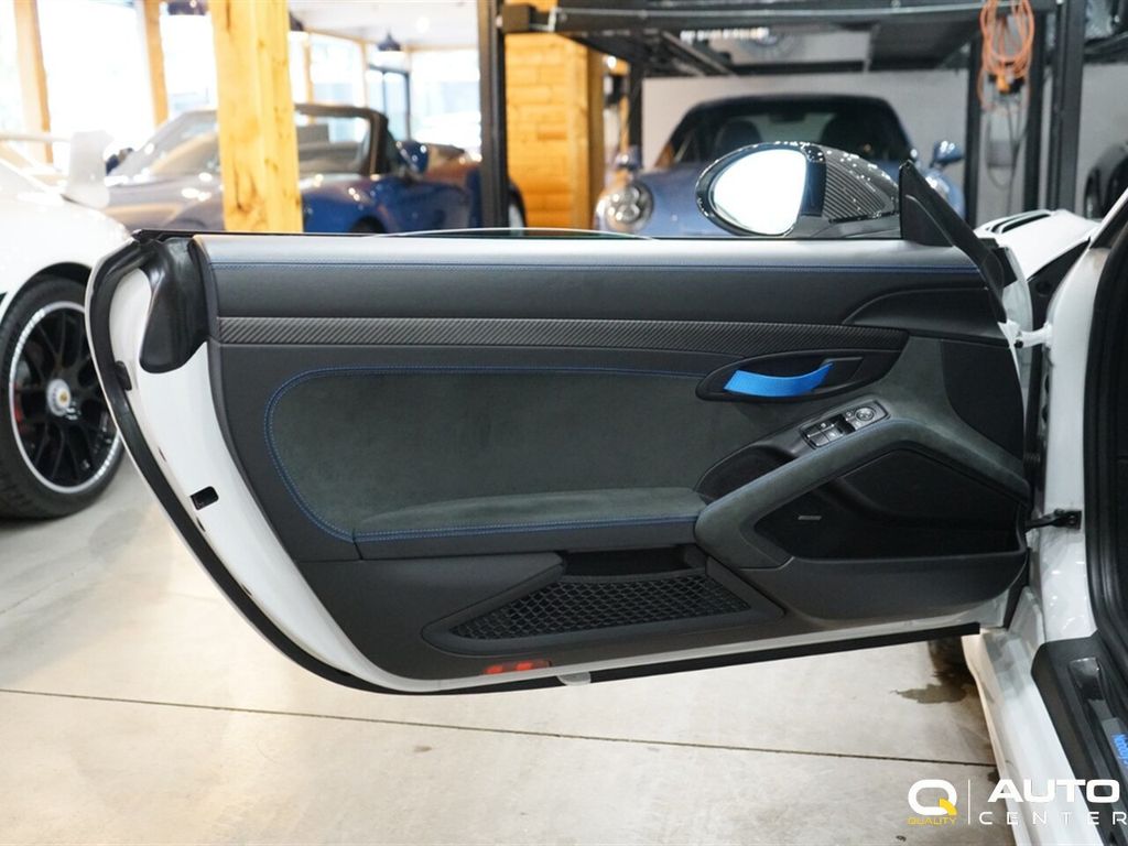 2023 Porsche 718 Cayman GT4 RS Coupe - 22967401 - 25