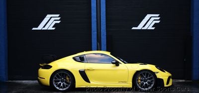 2023 Porsche 718 Cayman